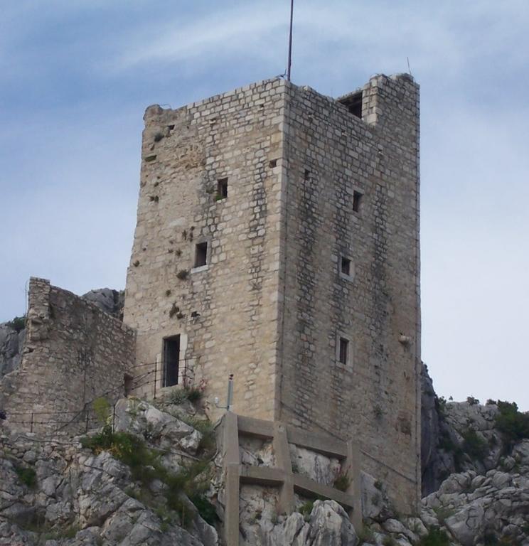 Apartment Romic Omis Exterior photo