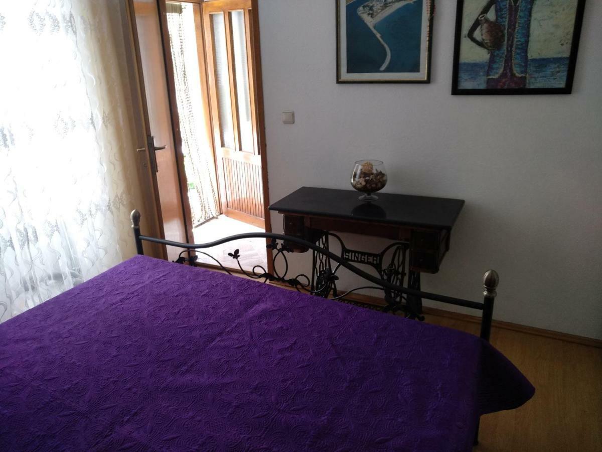 Apartment Romic Omis Exterior photo